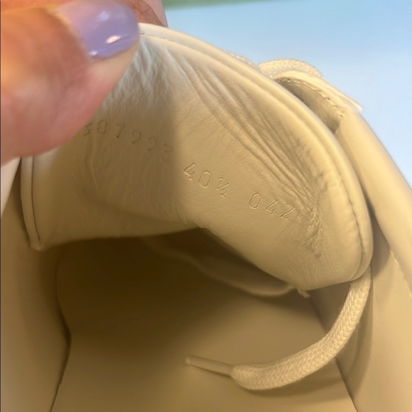 NWT Gucci White Sneakers Luxurious Leather WITH ICONIC WEB DETAIL Design Sz 40.5 - Picture 7 of 13